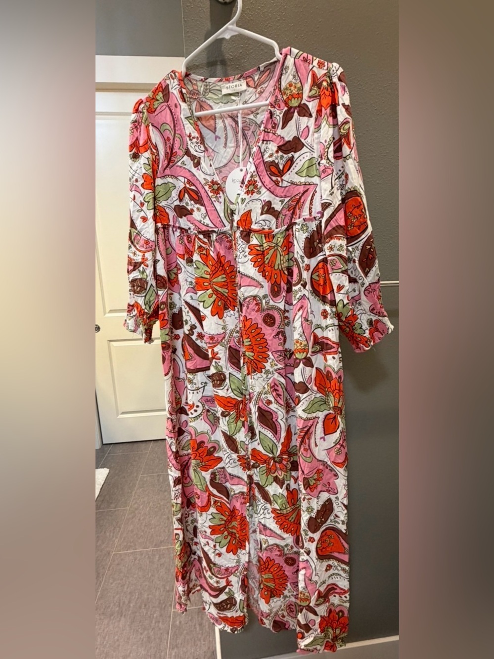 Women's floral V-neck top